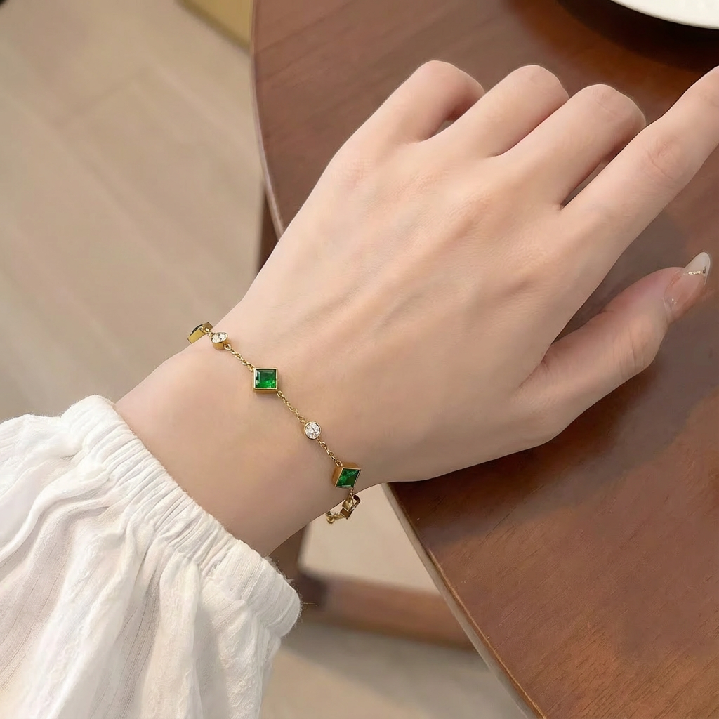 Amelisse Glenwyn Bracelet | Gold